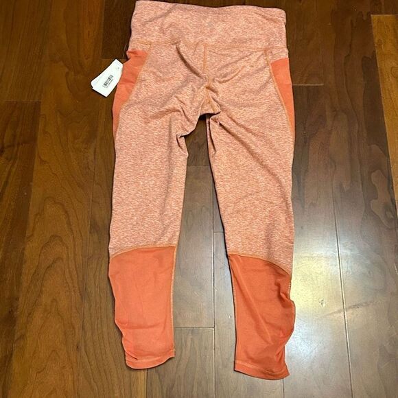 Xersion‎ women’s pocket high-rise quick-dri ankle leggings size 7/8 NWT - Picture 9 of 9